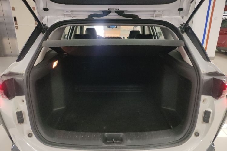 东风风神 奕炫GS 2020款 230T 自动越目版机舱底盘23