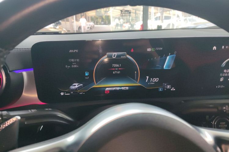 奔驰CLA AMG 2023款 AMG CLA 35 4MATIC中控内饰14