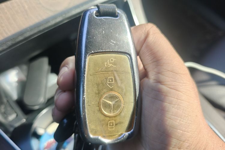 奔驰GLC 2020款 改款 GLC 300 L 4MATIC 动感型中控内饰11