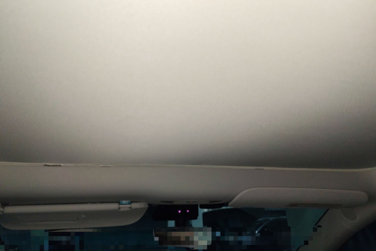 特斯拉 Model Y 2023款 后轮驱动版中控内饰22