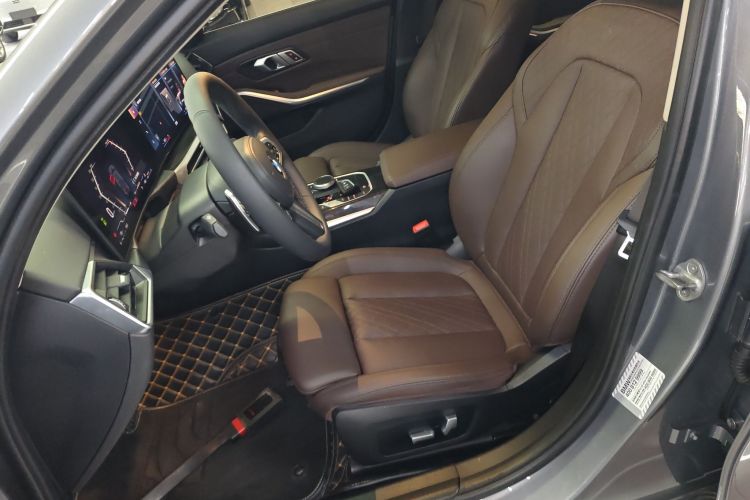 宝马3系 2023款 325Li M运动套装局部细节19