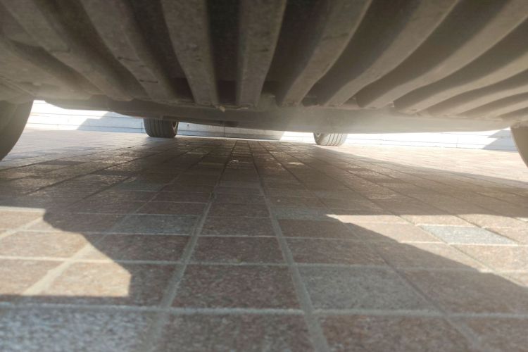 奔驰E级 2021款 E 260 L 4MATIC局部细节9005