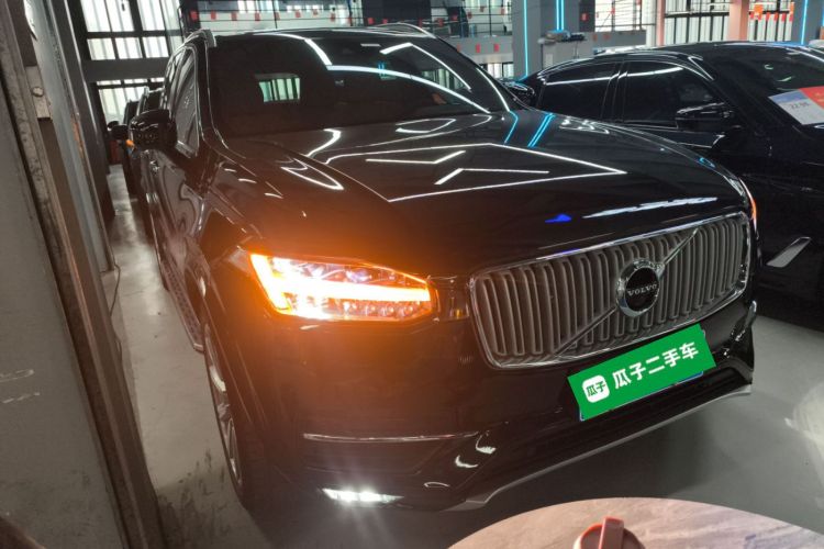 沃尔沃XC90 2019款 T5 智逸版 7座 国V车身外观3