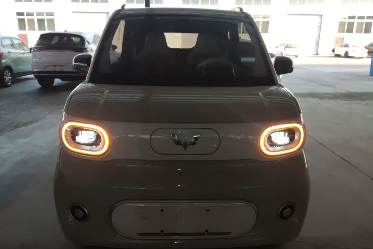 五菱汽车 宏光MINIEV 2024款 第三代 215km 青春版车身外观2