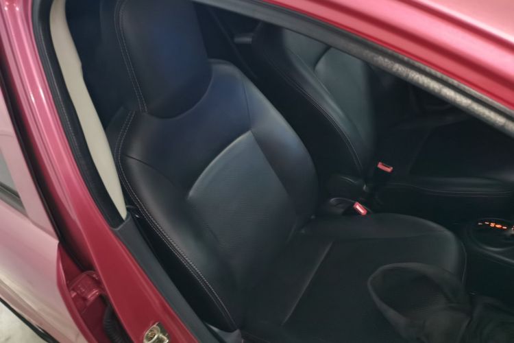 铃木 奥拓 2013款 1.0L 自动豪华型中控内饰41