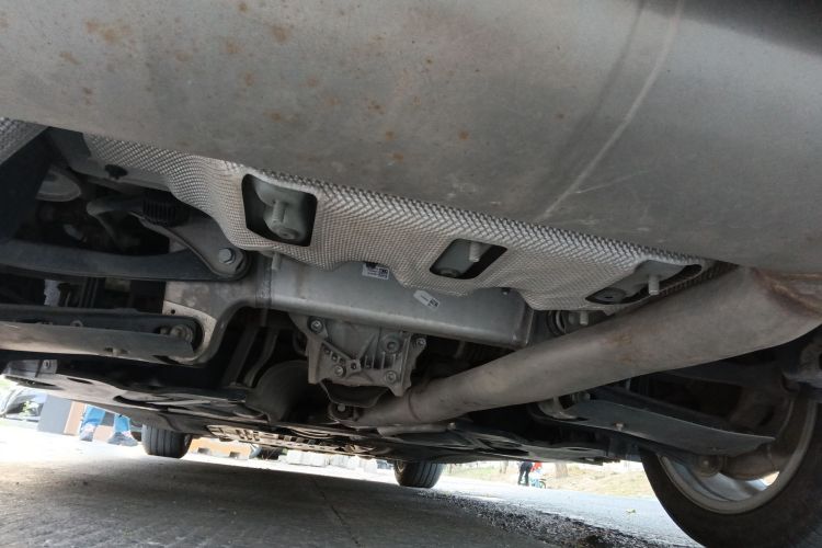 宝马5系 2020款 530Li 领先型 豪华套装局部细节9008