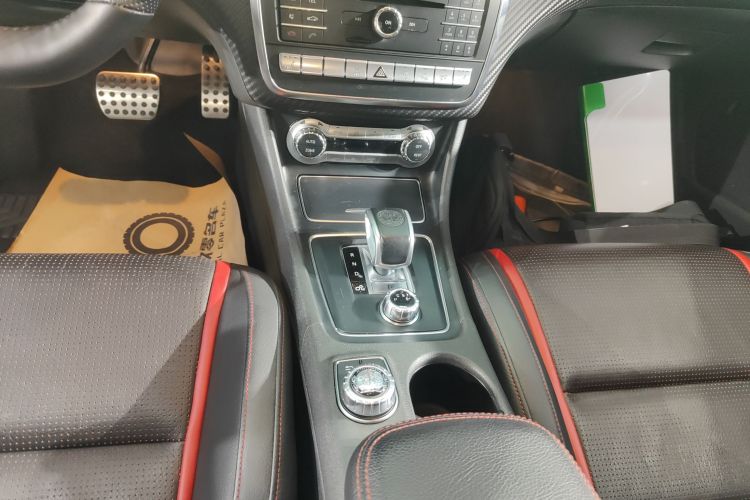 奔驰A级AMG(进口) 2017款 改款 AMG A 45 4MATIC局部细节18