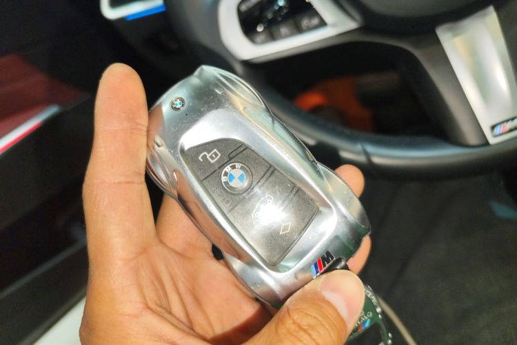 宝马3系 2024款 325Li M运动曜夜套装中控内饰7001