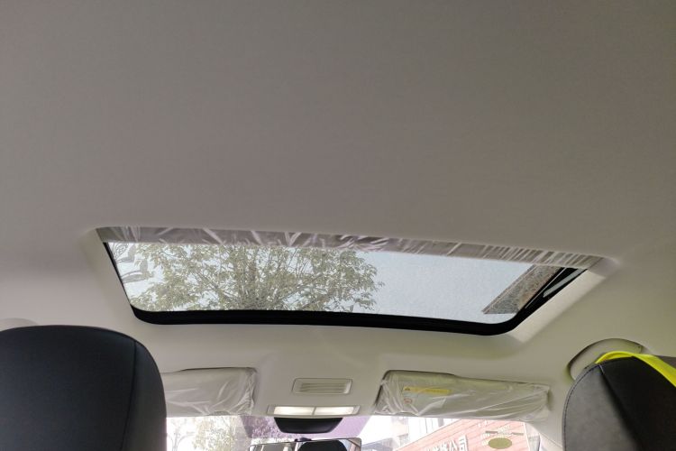 荣威i5 2026款 1.5L CVT豪华版中控内饰22