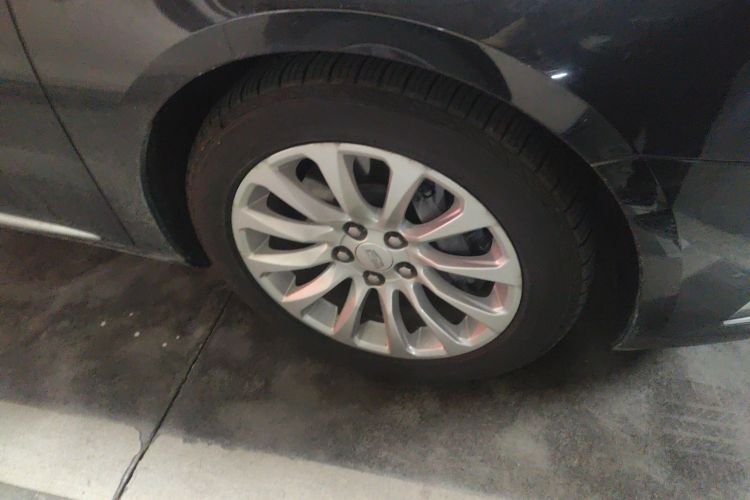 凯迪拉克XTS 2018款 28T 精英型车身外观10