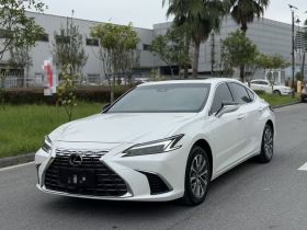 雷克萨斯ES 2025款 200 臻享版