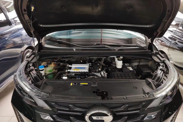 广汽传祺 传祺M6 2023款 PRO 270T DCT豪华版机舱底盘24