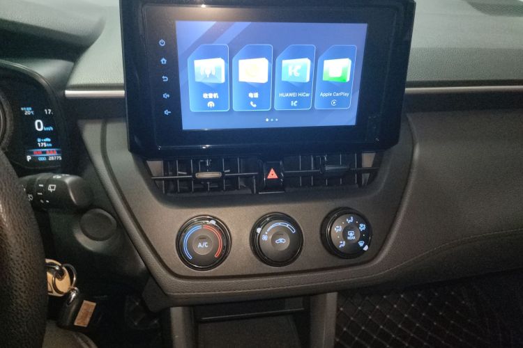 丰田 卡罗拉锐放 2022款 2.0L 先锋版局部细节16