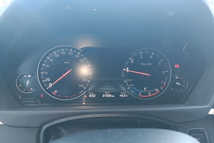 宝马3系GT 2020款 320i M运动曜夜版中控内饰14