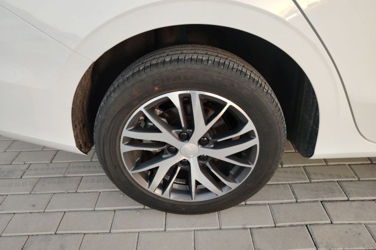 吉利汽车 帝豪 2023款 第4代冠军版 1.5L CVT豪华型车身外观6008