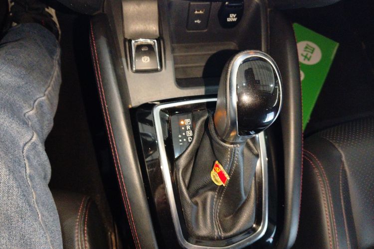 日产 逍客 2021款 2.0L CVT豪华版局部细节18