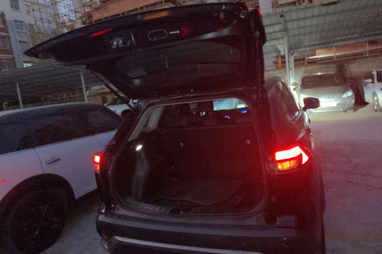 丰田 锋兰达 2022款 2.0L CVT豪华版局部细节23