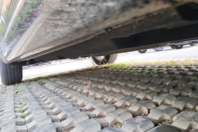 红旗HS5 2023款 2.0T 旗享Pro版局部细节9001