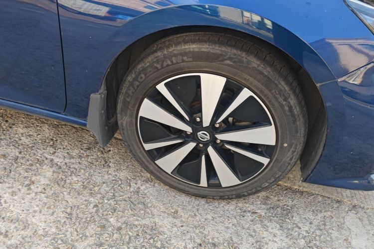 日产 天籁 2019款 2.0L XL Upper 智行版车身外观10