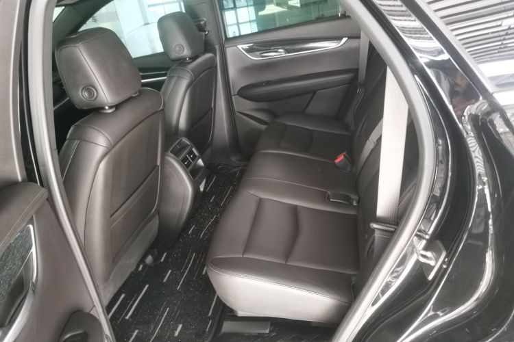 凯迪拉克XT5 2022款 2.0T 两驱豪华型中控内饰7004