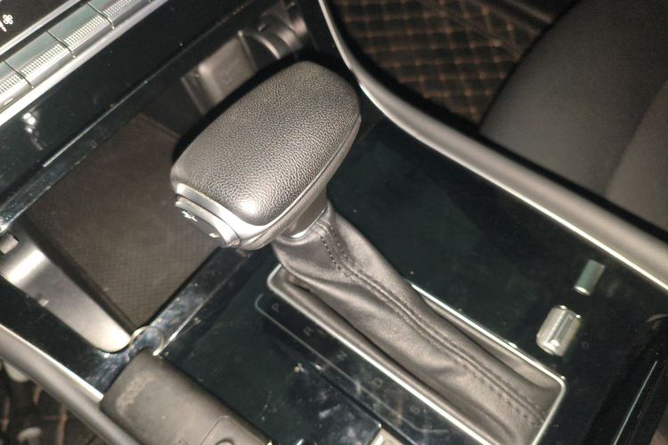 广汽传祺 传祺GS4 PLUS 2022款 390T 自动星系版局部细节18