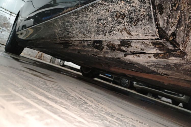 奔驰E级 2023款 改款 E 300 L 豪华型局部细节9001