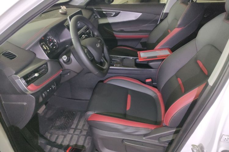 奇瑞 瑞虎5x 2021款 超级英雄版 1.5L CVT豪华型中控内饰19