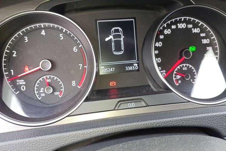 大众 高尔夫 2015款 1.4TSI 自动舒适型中控内饰15