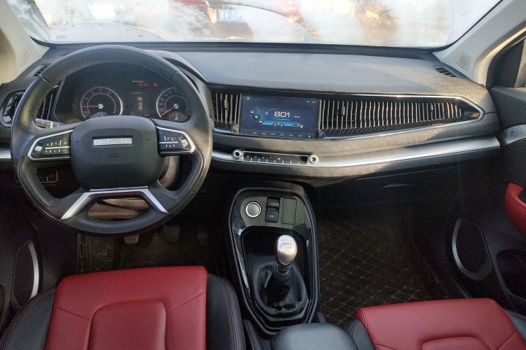 哈弗H2s 2017款 蓝标 1.5T 手动精英型中控内饰12