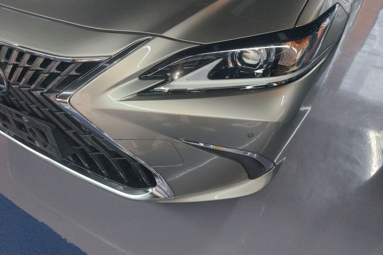 雷克萨斯ES 2021款 200 卓越版局部细节36