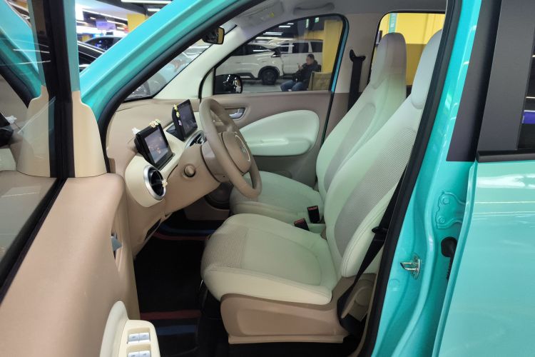 五菱汽车 宏光MINIEV 2025款 四门版 臻享款中控内饰19