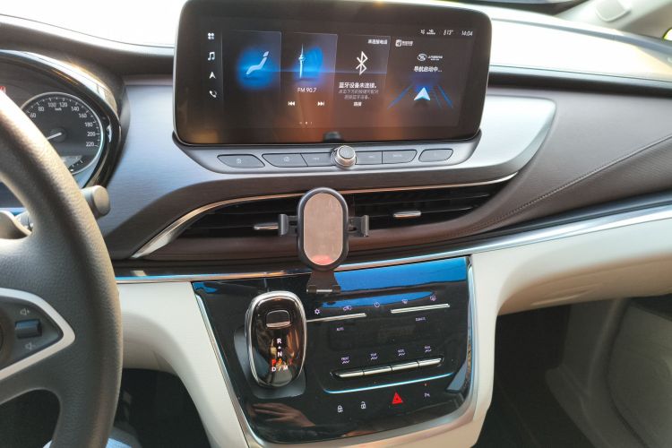 别克GL8 2023款 陆上公务舱 智享型中控内饰16