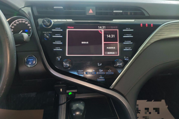 丰田 凯美瑞 2018款 双擎 2.5HG 豪华版局部细节16