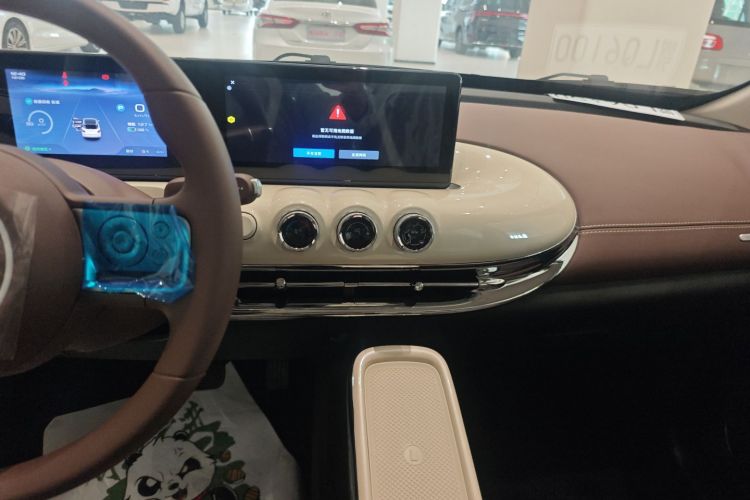 五菱汽车 五菱缤果 2025款 333km 灵犀互联款中控内饰16