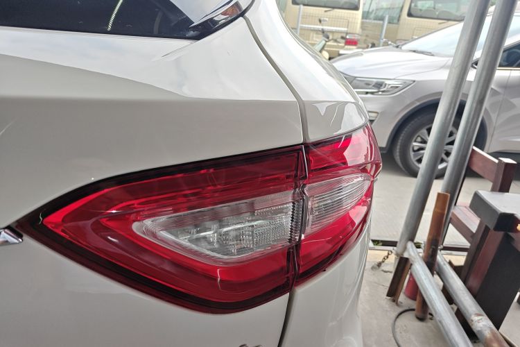 玛莎拉蒂 Levante 2016款 3.0T 标准型车身外观6006