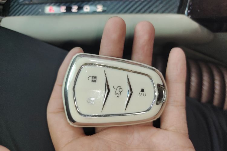 凯迪拉克XTS 2016款 28T 技术型中控内饰7001