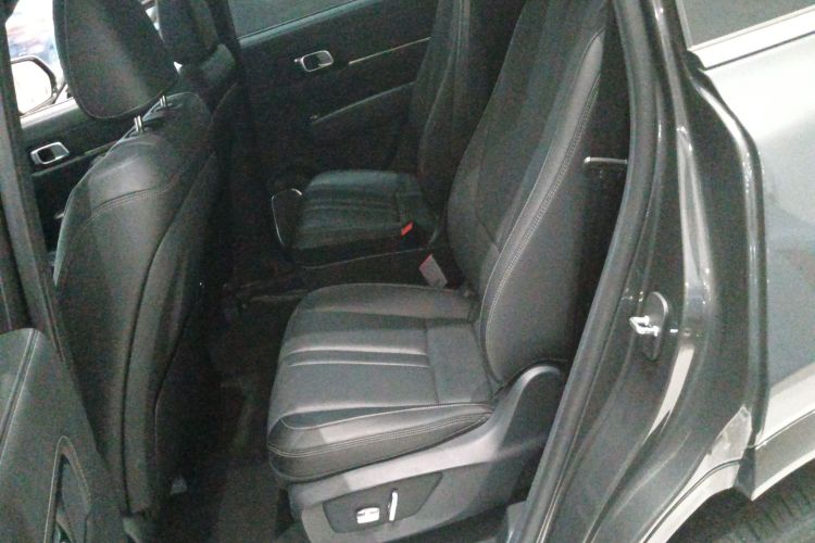 理想汽车 理想ONE 2020款 增程6座版中控内饰21