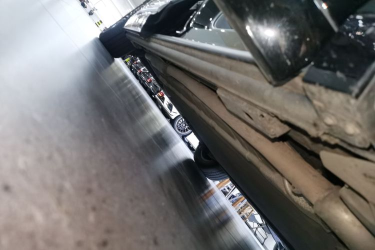 腾势D9 2024款 DM-i 980 四驱旗舰型局部细节9001