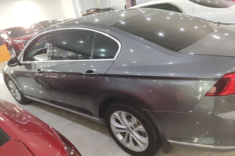 大众 迈腾 2017款 330TSI DSG 豪华型车身外观4