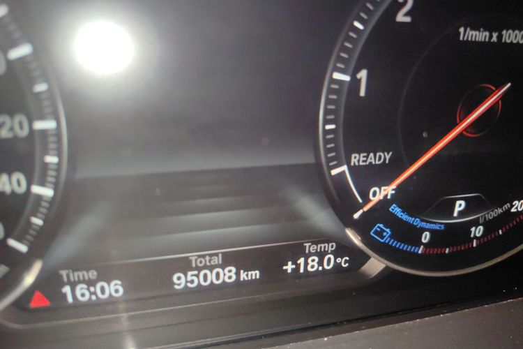 宝马3系 2018款 320Li 领先型M运动套装中控内饰14