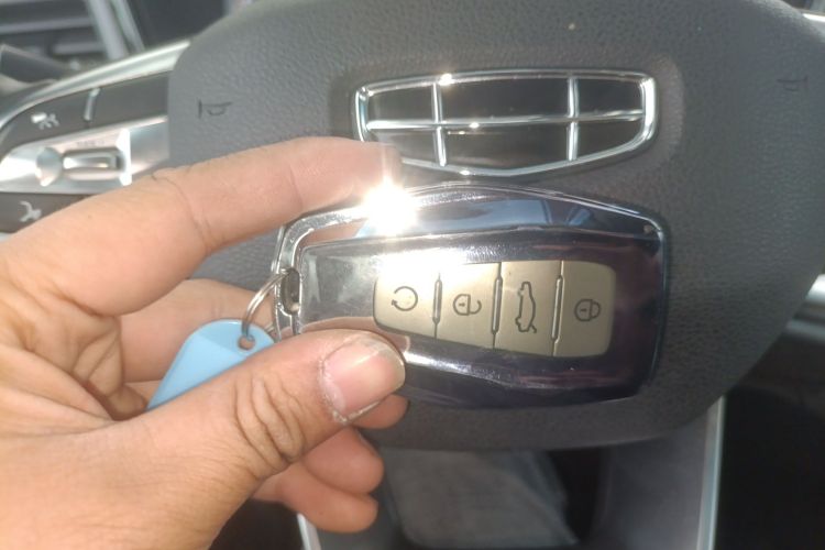 吉利汽车 博瑞 2021款 1.8T 领航版+中控内饰11