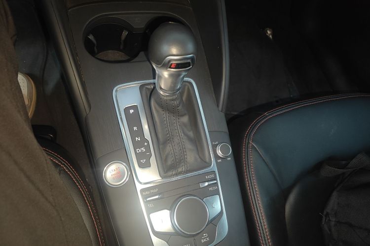 奥迪A3 2020款 改款 Limousine 35 TFSI 进取型 国VI中控内饰18