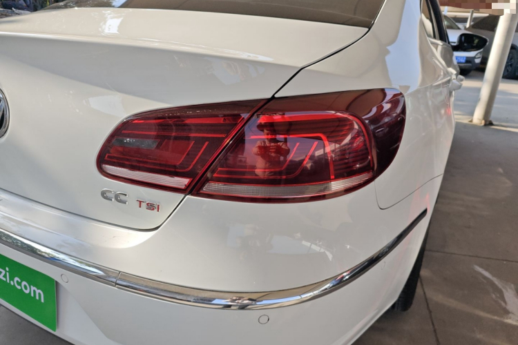 一汽-大众CC 2015款 2.0TSI 至尊型车身外观9