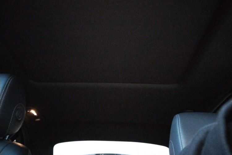 奔驰C级 2020款 改款 C 260 运动版中控内饰22