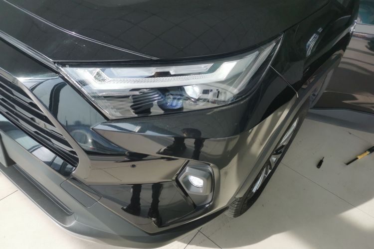 丰田 RAV4荣放 2023款 双擎 2.5L E-CVT两驱精英Plus版局部细节36