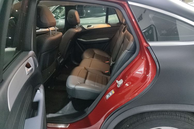 奔驰GLE轿跑 2017款 GLE 320 4MATIC 轿跑SUV中控内饰21