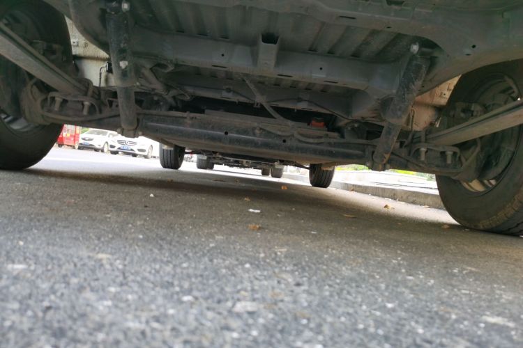 上汽大通MAXUS 大拿V1 2024款 V1 短轴低顶 多功能版（51kWh）局部细节9009