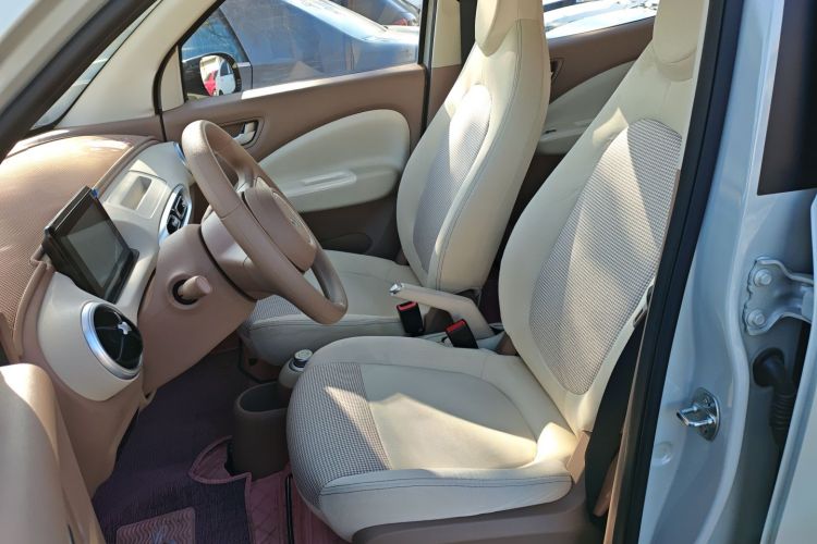 五菱汽车 宏光MINIEV 2025款 四门版 进阶款中控内饰19