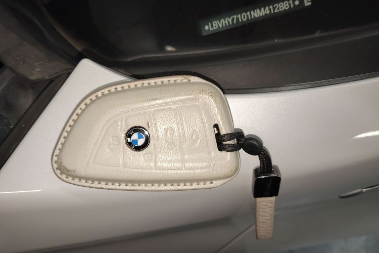 宝马X1 2022款 改款 xDrive25Li 尊享型中控内饰11