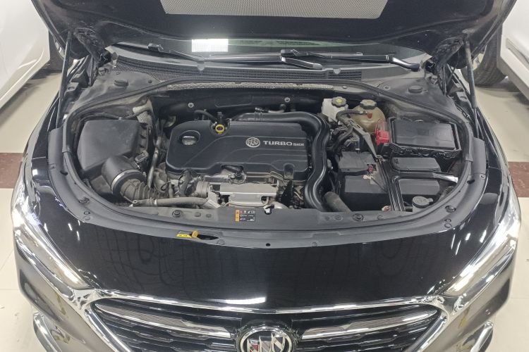 别克 君越 2021款 552T 豪华型机舱底盘24